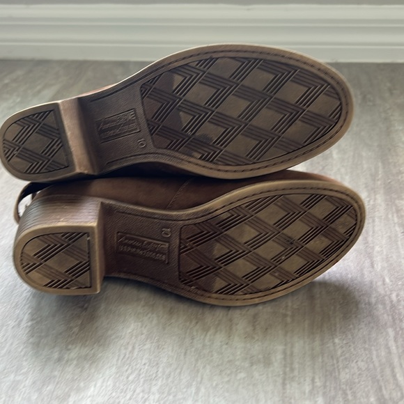 American Eagle pull on faux suede ankle booties - Picture 5 of 7